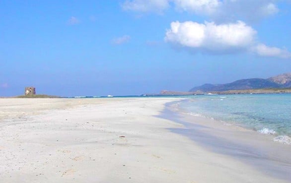 spiaggia-pelosa-stintino-sardegna-586x369