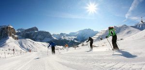 Canazei, relax ed avventura sulle Dolomiti